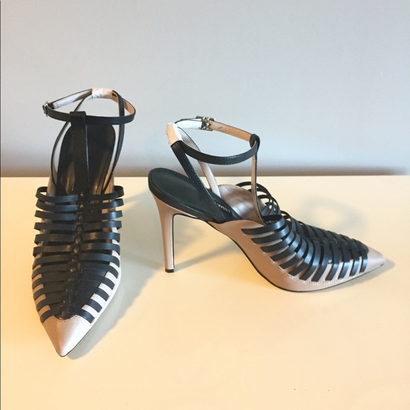 Nine West Shoes - Nine West Tlank cage heels nude/black statement 9